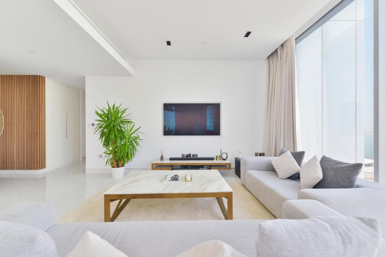 Spectacular 3 Bedroom Condo With Maids Room Facing The Dubai Eye Eksteriør billede